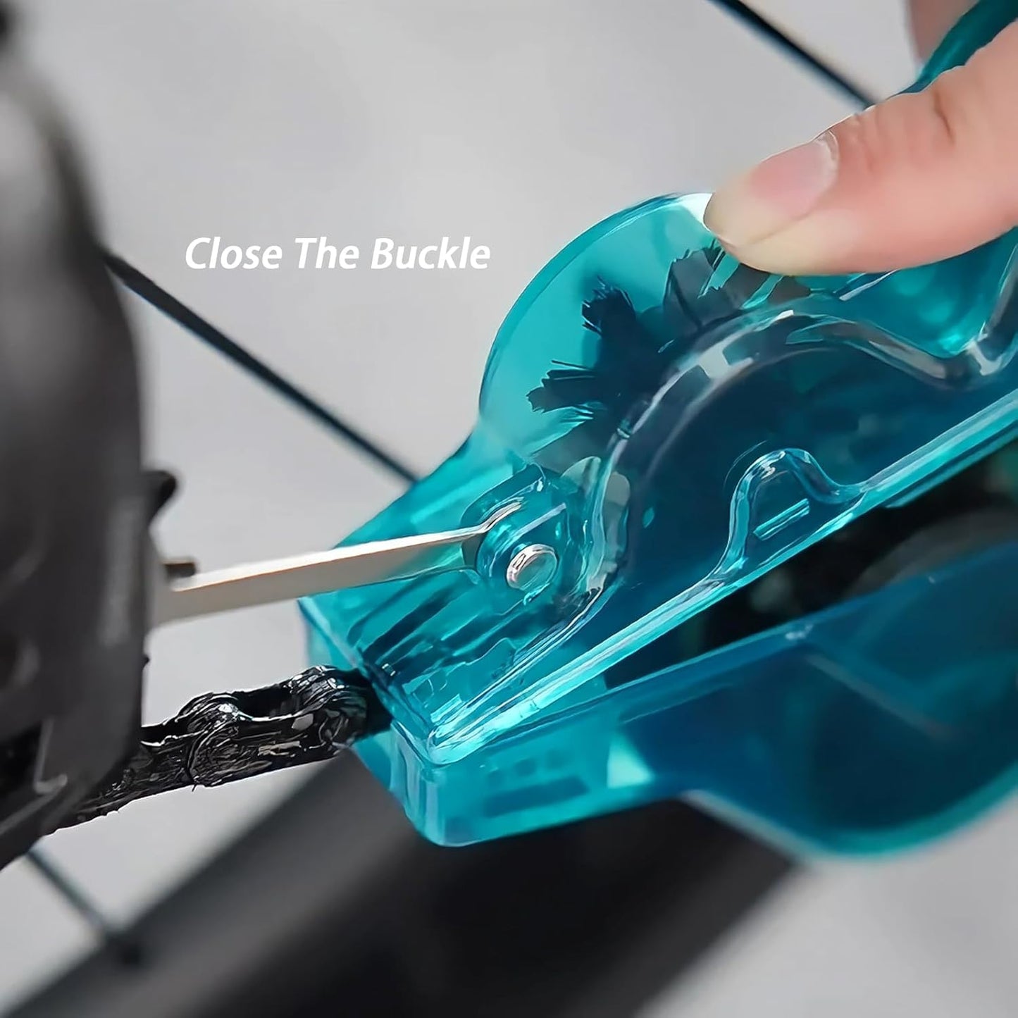 Bike Chain Cleaner,Multi functional chain cleaner Suitable for Mountain Bike, Road Bike,Bicycle Cleaning Brush Tool for Drivetrain(green)