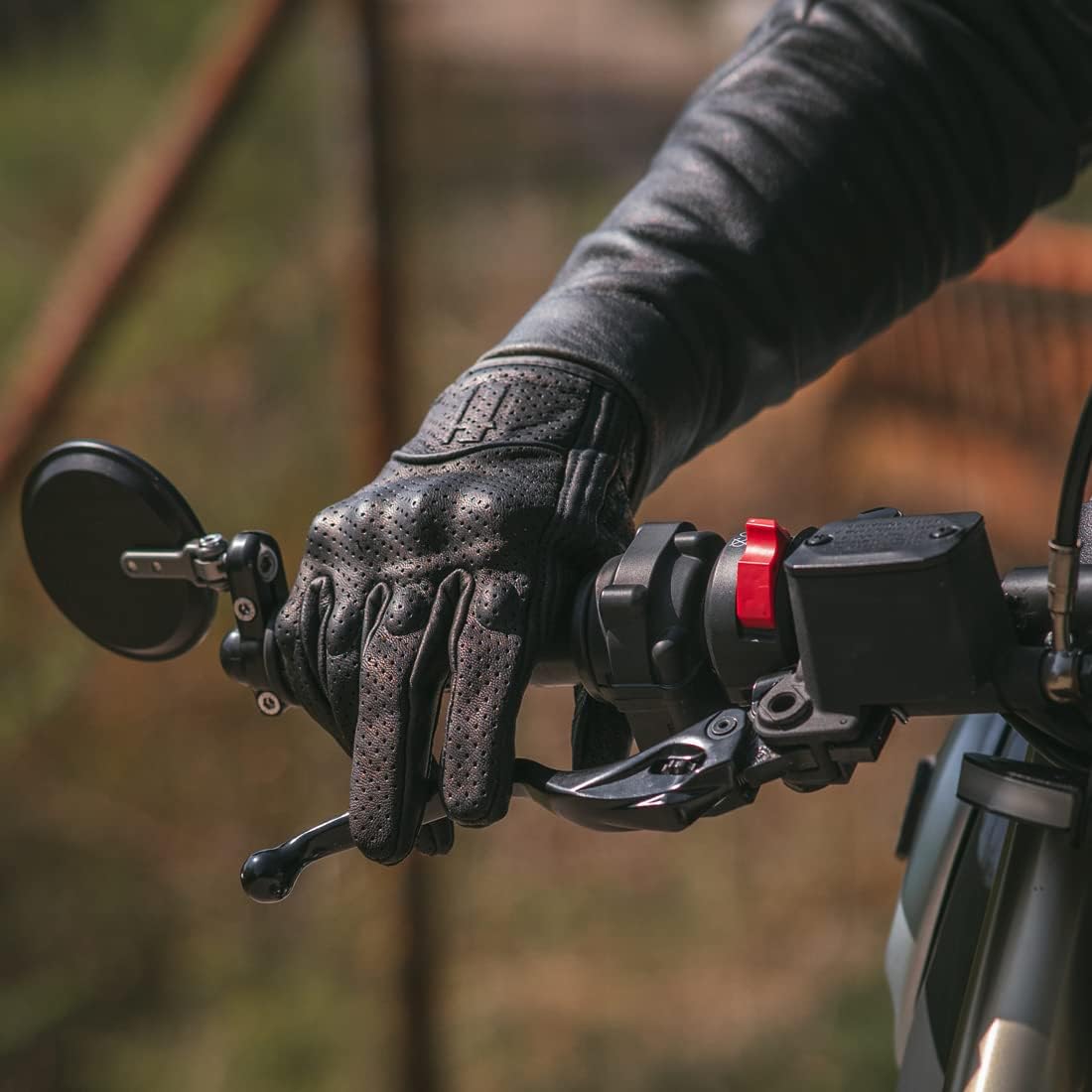 Harssidanzar Leather Motorcycle Gloves for Men Touchscreen GM028