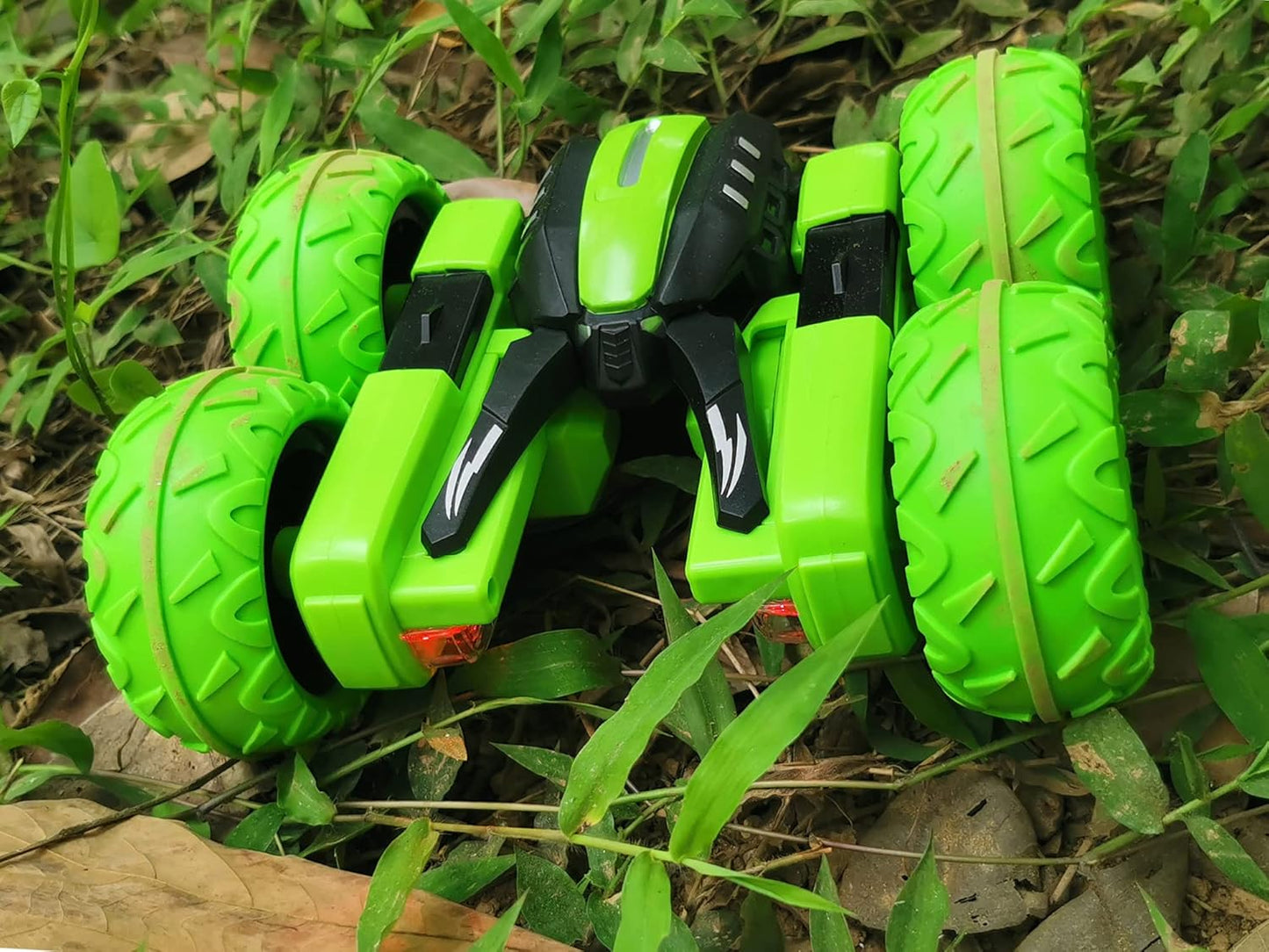 Threeking RC Stunt Car Remote Control Cars with Lights Rotating Double-Sided Driving Indoor Outdoor Toys Gifts Presents for 6 7 8 9 10 11 12 Year Old Kids Boys Girls